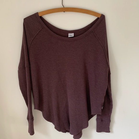 TNA waffle shirt m, size xs, cute and cozy. - Picture 2 of 3